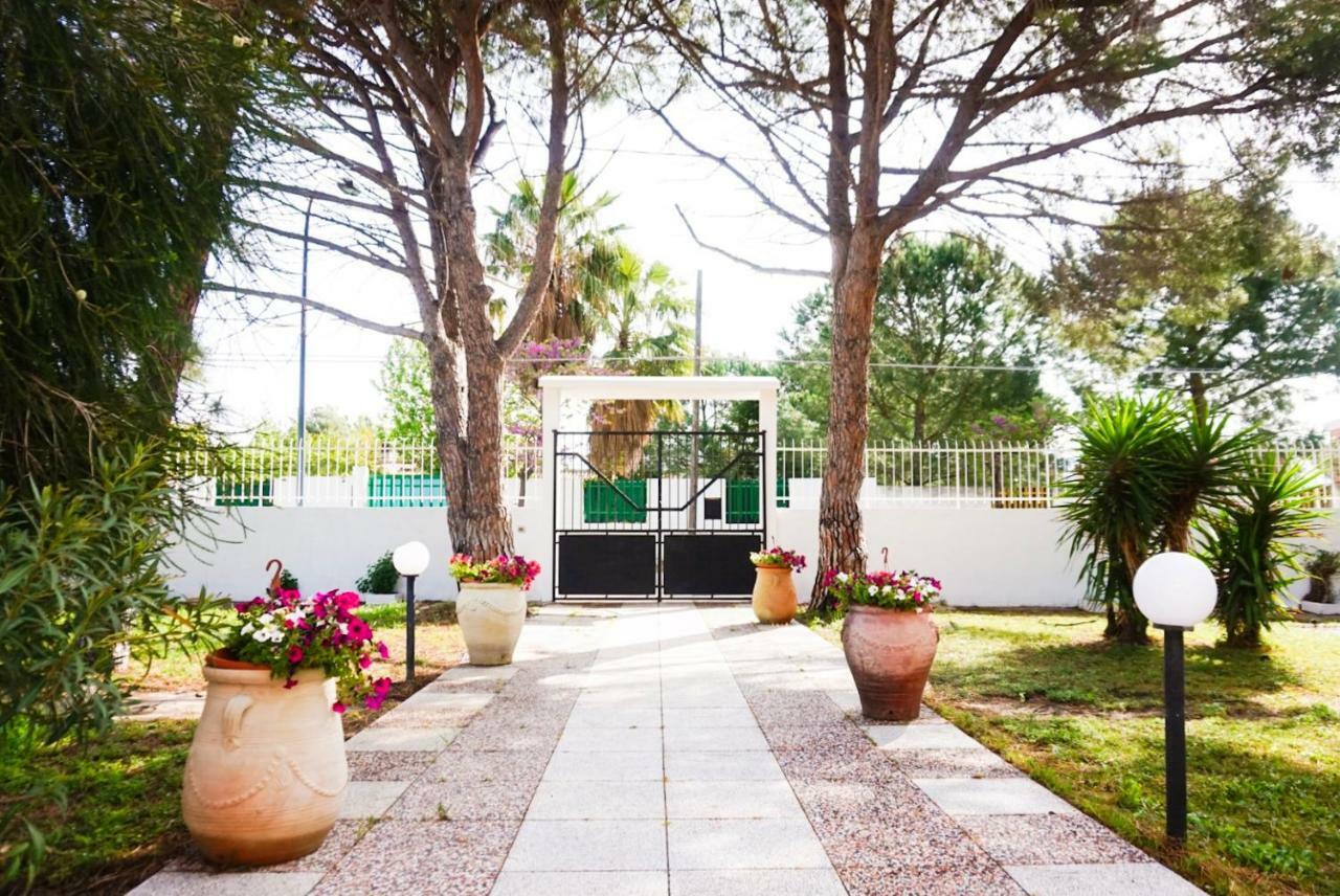 Villa Aurelia - Seafront Apartment With Terrace Quartu SantʼElena Εξωτερικό φωτογραφία